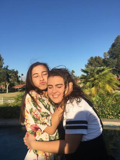 Student looking for a room in Glendale area Main Photo