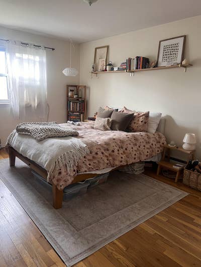 Charming Home in Astoria Main Photo