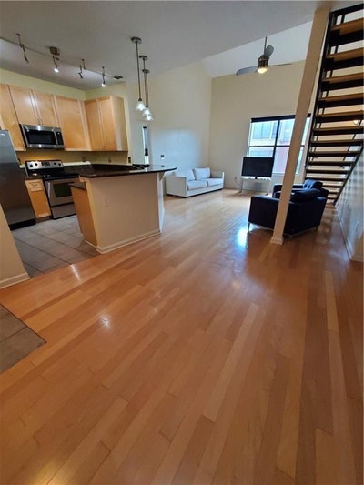 Airy home in Atlanta Main Photo