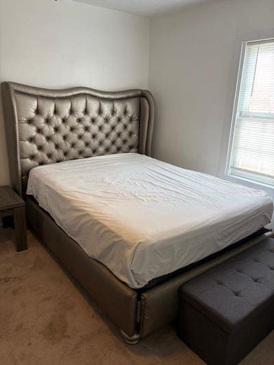 Cozy Room wt private Bathroom For Rent (home) in  Main Photo