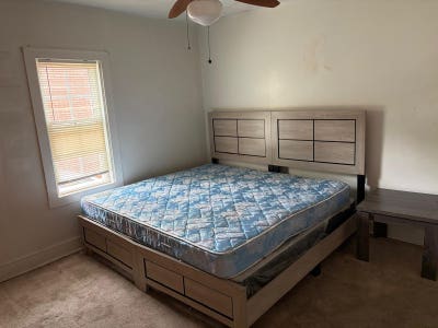 Cozy Room wt private & Shared Bathroom For Rent ( Main Photo