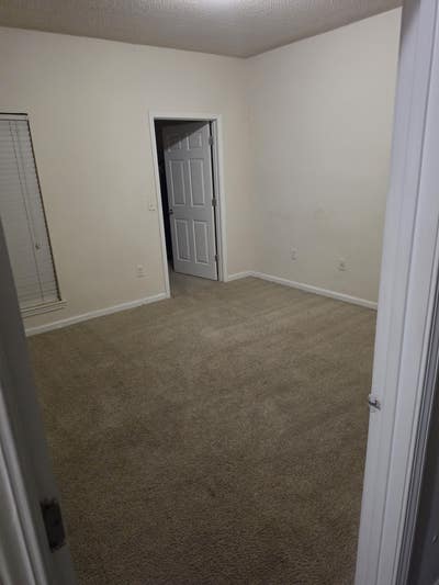 1br/w private bathroom W/D in unit.  Main Photo