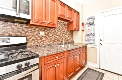 Furnished Room for Rent in DC – Available June 1 Main Photo