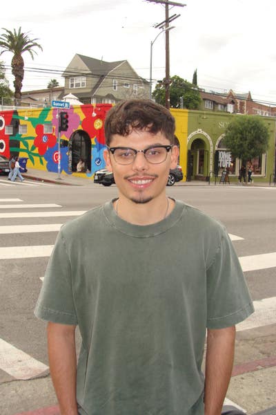 Male student looking for a room in Los Angeles Main Photo