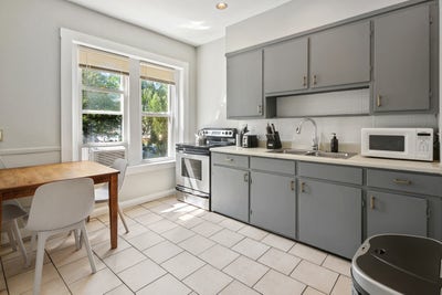 4 bed in Allston on a flexible lease Main Photo