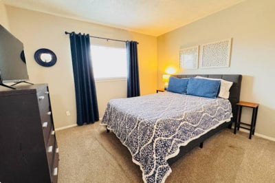 Room for rent!! Main Photo