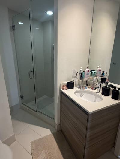 Midtown Unit for rent  Main Photo