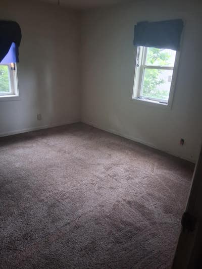 Looking for a reliable roommate ASAP Main Photo
