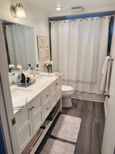 Small Sunny furnished room with shared bath Main Photo