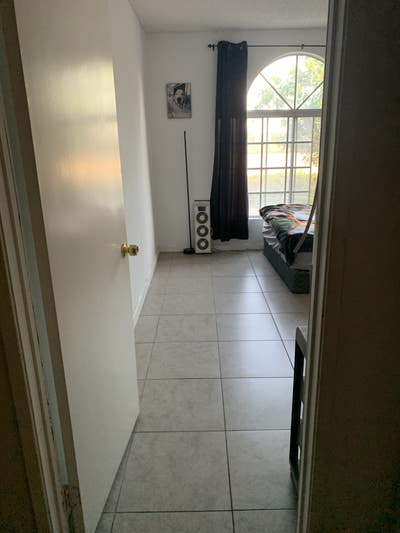 Seeking Female Christian Roomate Main Photo