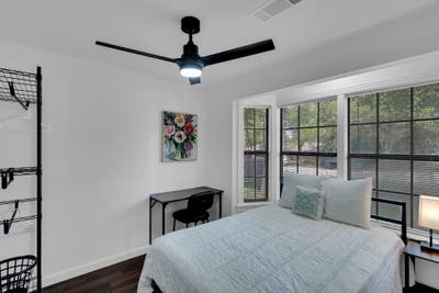 South Dallas/Midlothian room, safe quiet area Main Photo