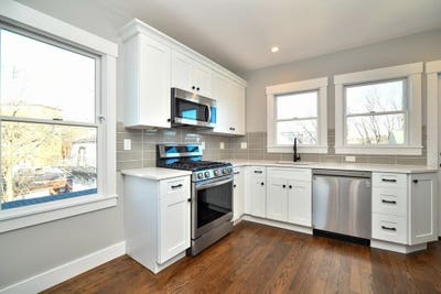 Modern 1 Bed Bath Condo in BostonMA_$_Available 02 Main Photo
