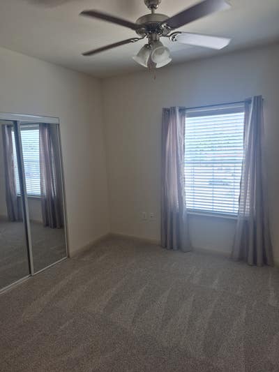 Unfurnished room insuite bathroom  Main Photo