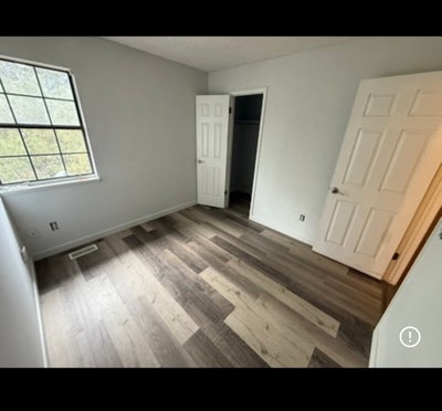 2- newly remodeled rooms in Aurora Main Photo