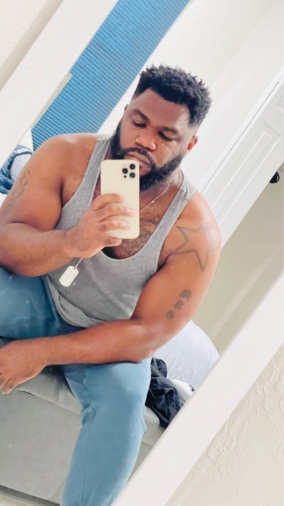 Room wanted in Miami Gardens, Miami-Dade County... Main Photo