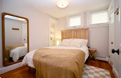 Huge furnished master bedroom!!  Main Photo