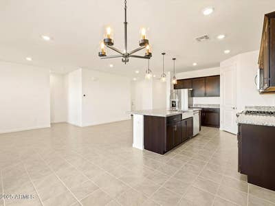 Room to rent, in a new home  Maricopa  Main Photo