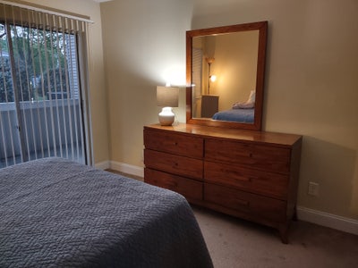 Nice room for rent in a condo in Germantown MD Main Photo