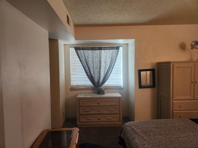 Private room in 2Bd/2ba condo Main Photo
