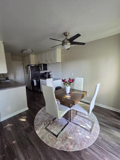 Room for rent in a sharable space Main Photo