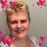 Female seeking roommate Main Photo
