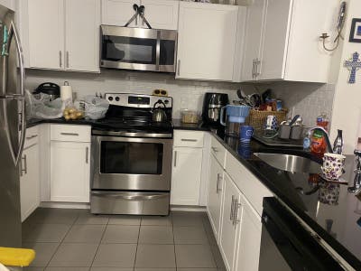 Starting Aug.1st Room For Rent In Duplex Apartment Main Photo