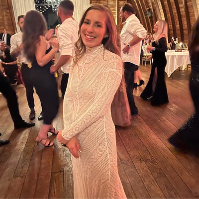 Room wanted in Astoria, Queens, NY Main Photo