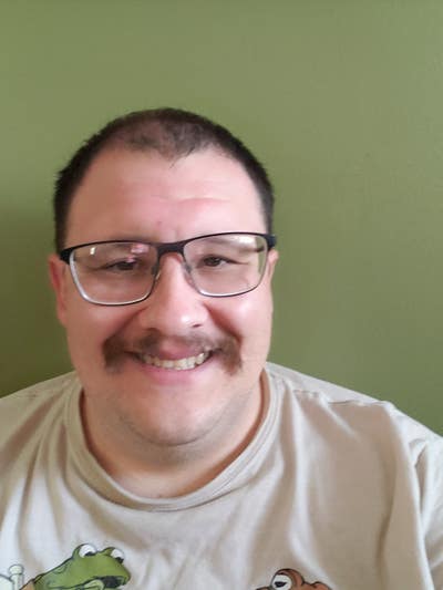 34 year old male looking for room in Simi Valley Main Photo