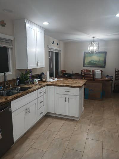 10X12 Bedroom with Private Full Bath Main Photo