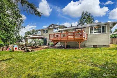 Renton Room (pet friendly) Main Photo