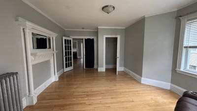 BrightSpacious Room in Quiet Brighton Neighborhoo Main Photo
