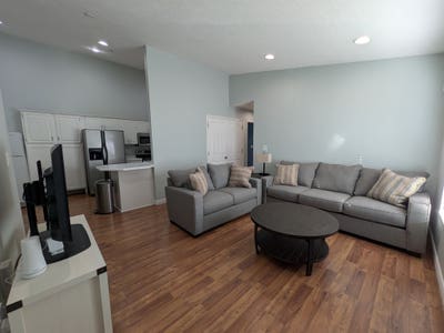 Men's Private RoomShared BathReserved Parking Ava Main Photo