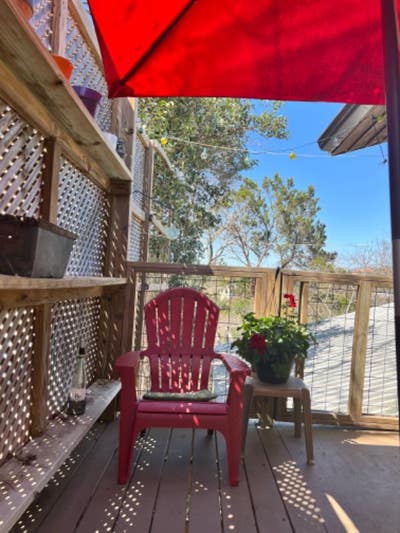 Rustic Lake House Studio Main Photo