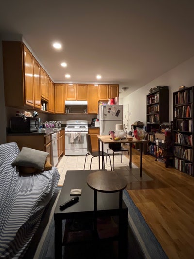Room for Rent in Greenpoint Main Photo