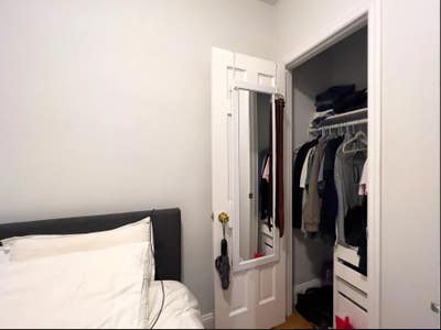 Soho roommate wanted for a 2bed room apartment Main Photo