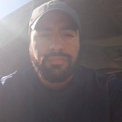 24 year old male looking for a room in LA Main Photo