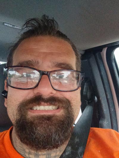 36 year old male looking for a room in LA Main Photo