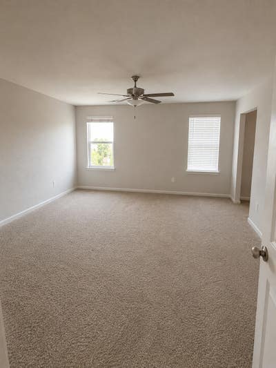 Spring Valley Master Room for Rent – 1,000/month Main Photo