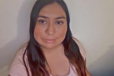 Responsible female looking for LAX area room Main Photo