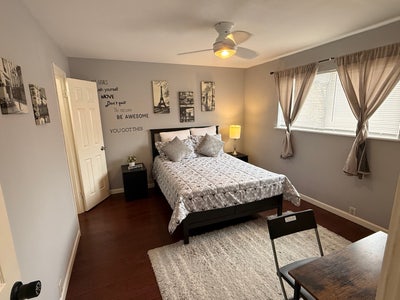 Uptown Private Large Room Main Photo