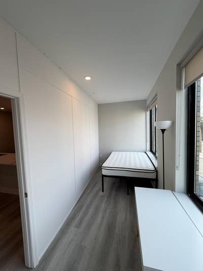 (No Fee) Furnished Bedrooms at the Heights Main Photo