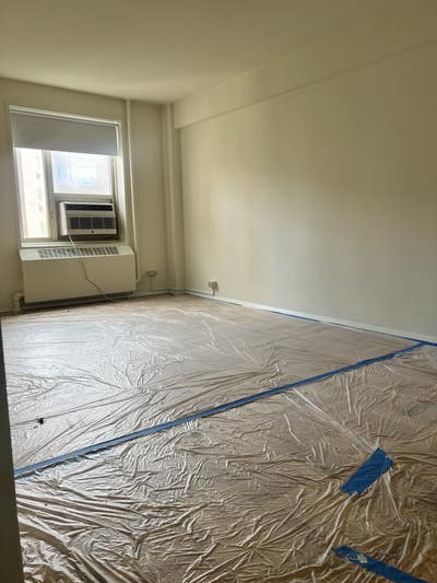 #1066 4-Bedroom Junior Apartment Available in Stuy Main Photo