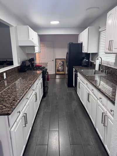 Arden Area  Home with Lots of Space , New Furnishi Main Photo