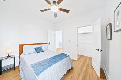  Luxury Austin Smart Home: Private Ensuite Suites  Main Photo