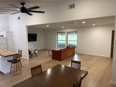 Available rooms for rent  Main Photo