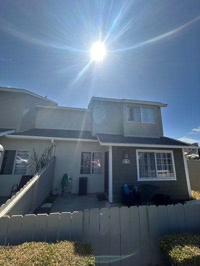 Room for rent in spacious 3br 2.5bath  Main Photo