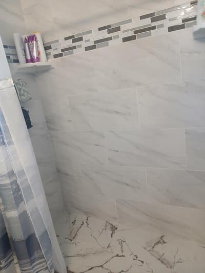 Oxford. Beautiful.\nLy remodeled 2br. Main Photo