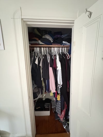 2br/1ba Winter Hill Apt - need female roommate! Main Photo