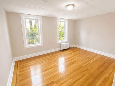 Bright & Spacious 1 Bedroom Apartment_Hardwood Flo Main Photo