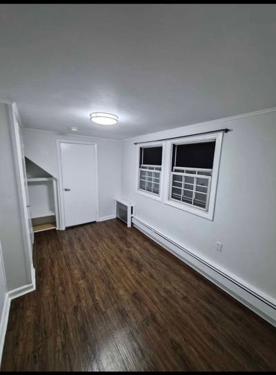  Cozy Room for Rent Near Queens College Main Photo
